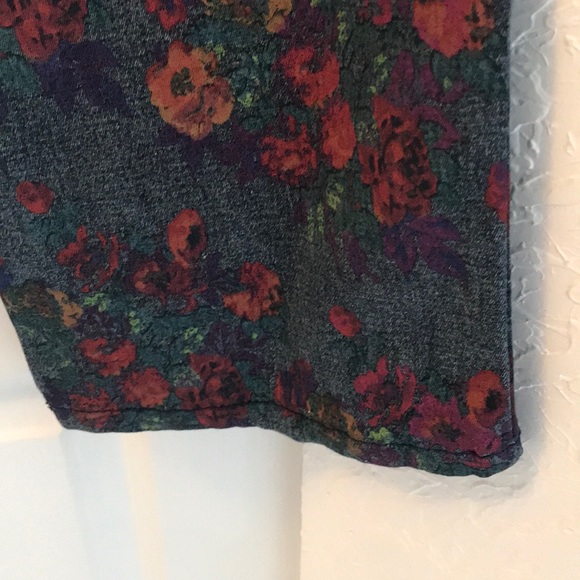 DG2 by Diane Gilman 18WP FLORAL JEANS🆕 - Picture 10 of 11